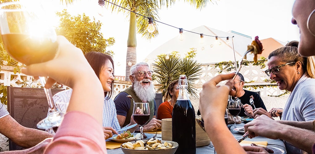 outdoor dining to watch the launch at Kennedy Space Center